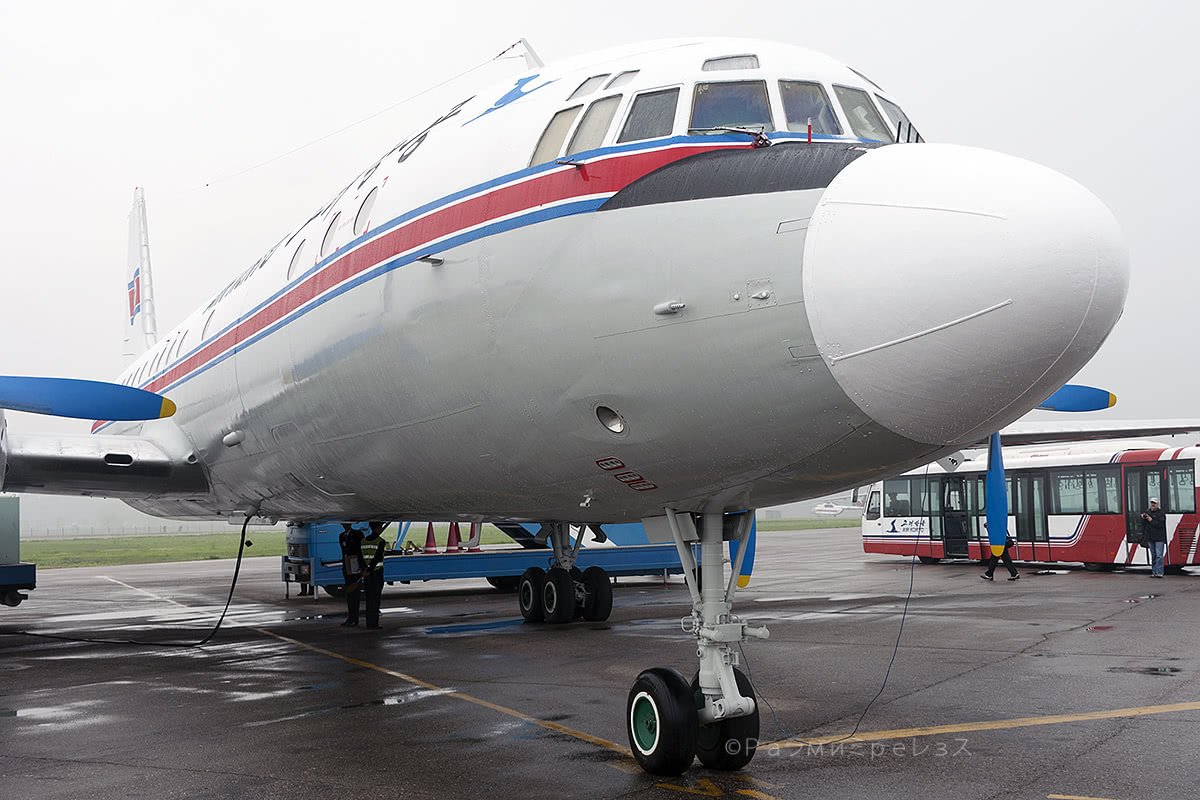 P-835.  Ilyushin Il-18 de Air Koryo, mi Avión a Samjiyon.