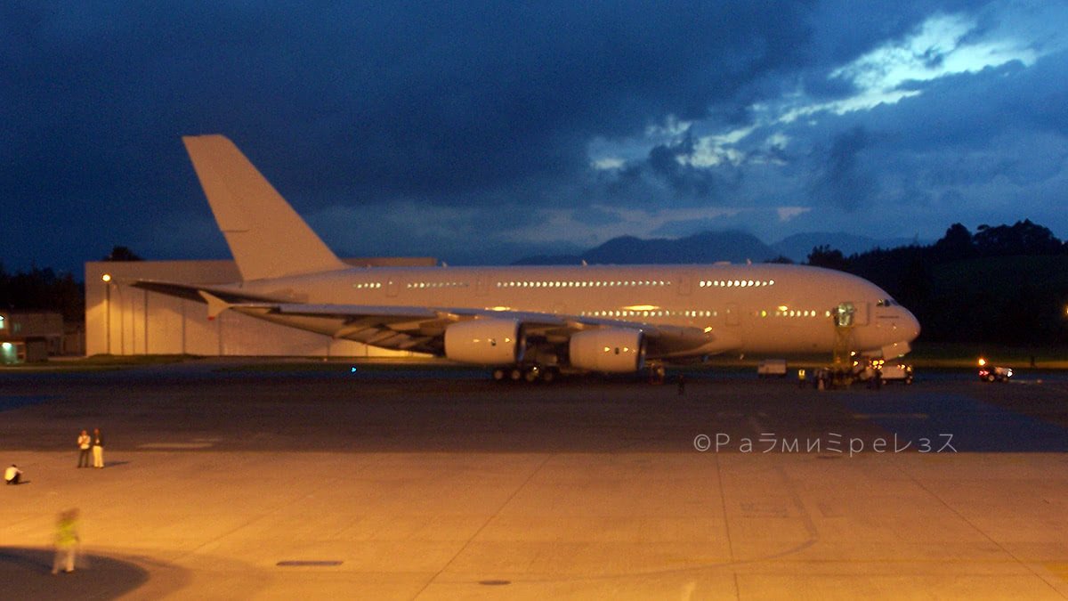 A380COL41.jpg